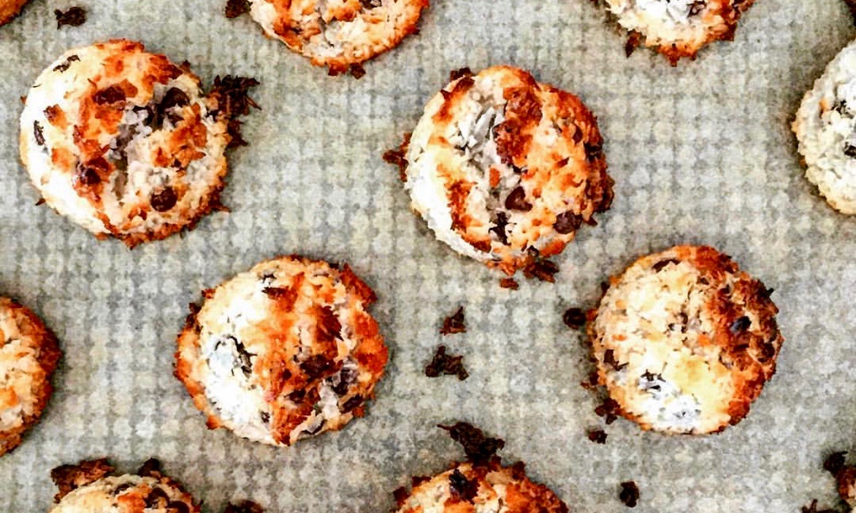 Coconut Macaroons with Chocolate Chips | Jessie Sheehan Bakes
